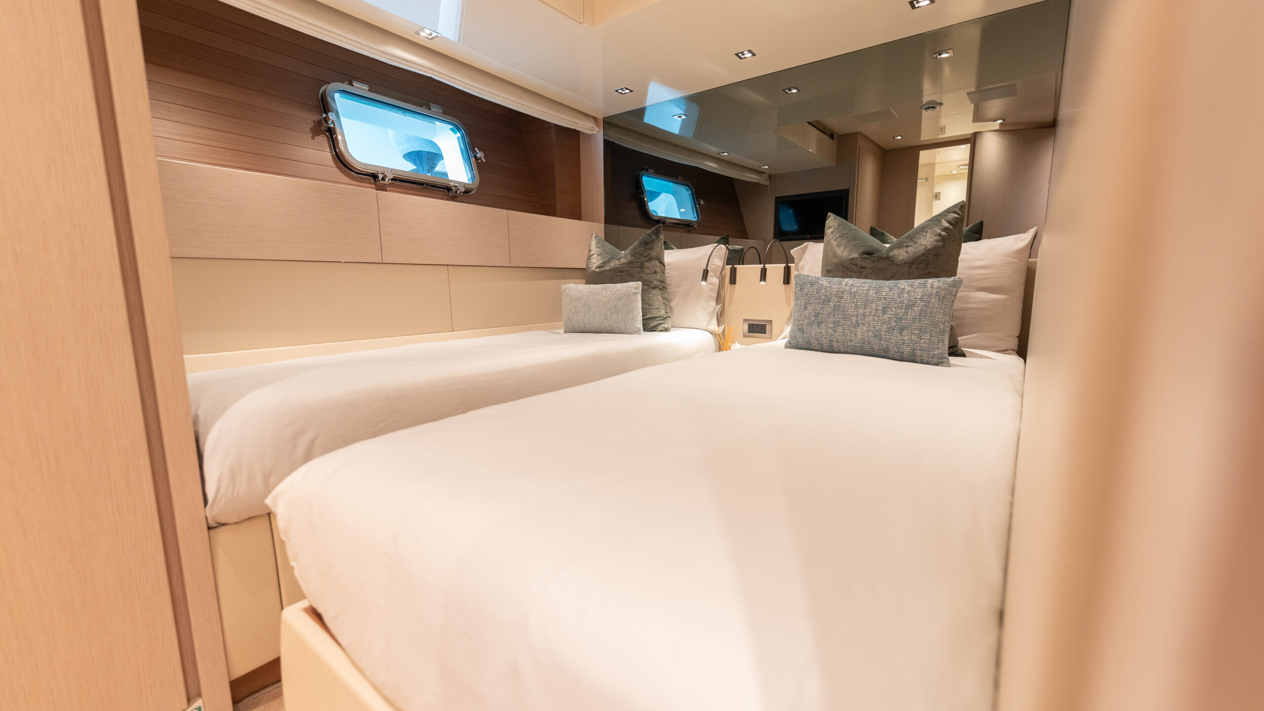 foto: 5 Sanlorenzo SX88