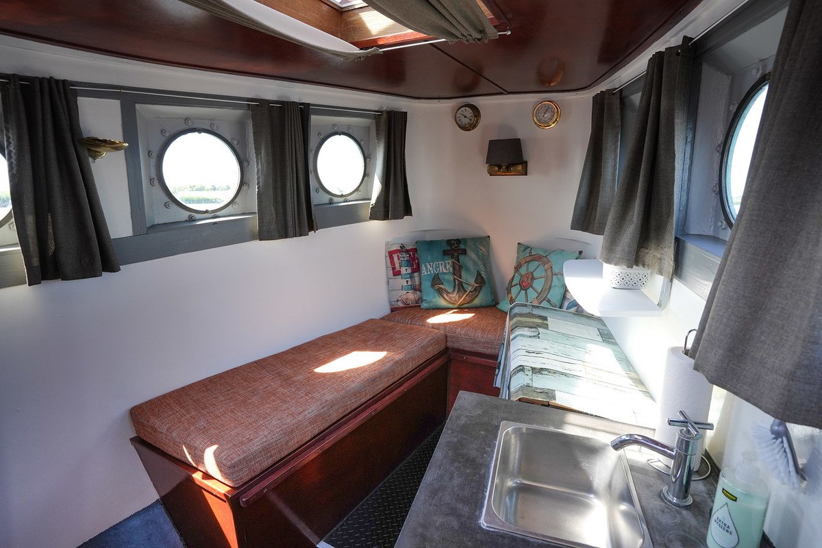 foto: 6 Sleepboot Sleepboot
