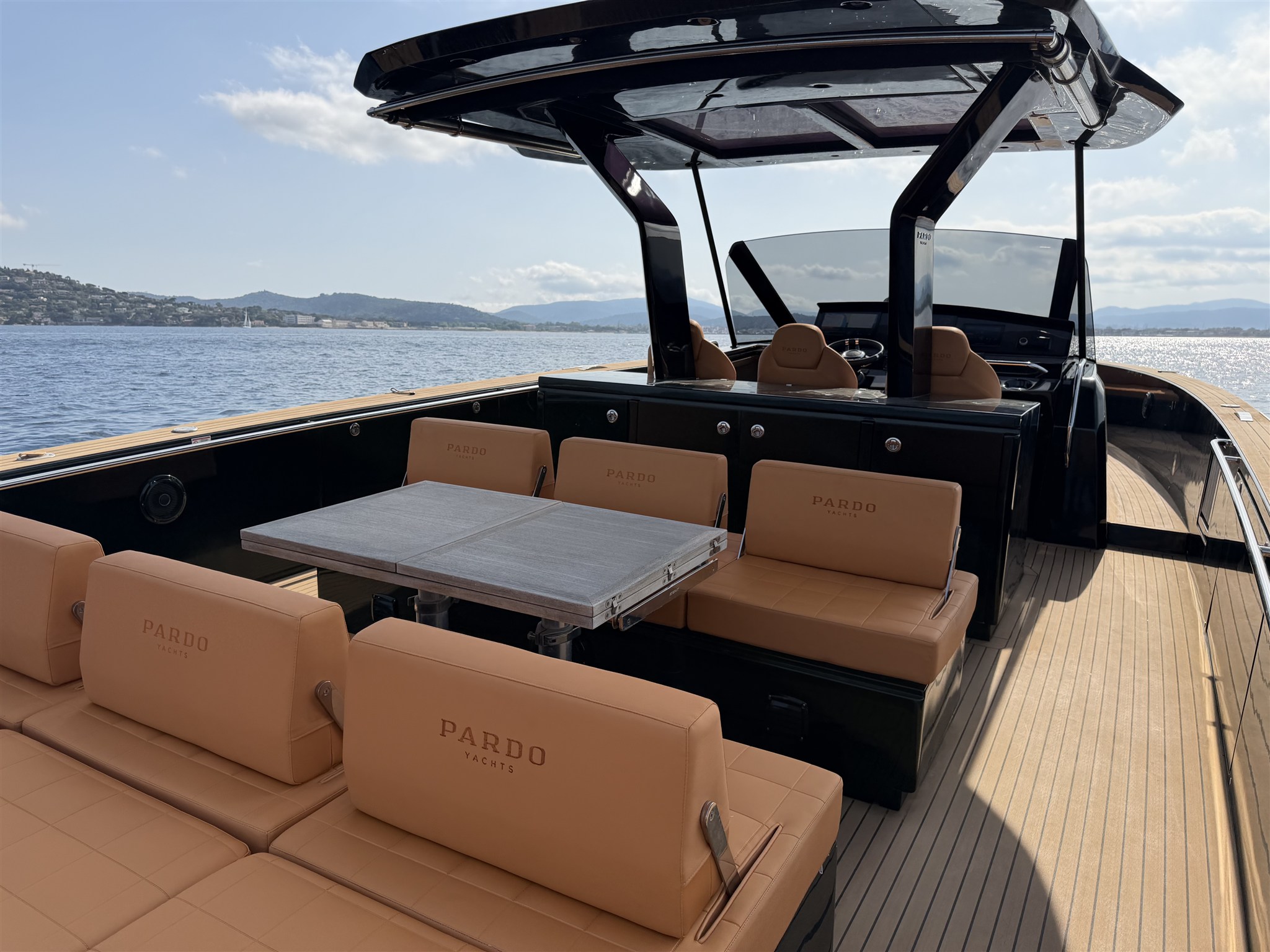 foto: 5 Pardo Yachts 43
