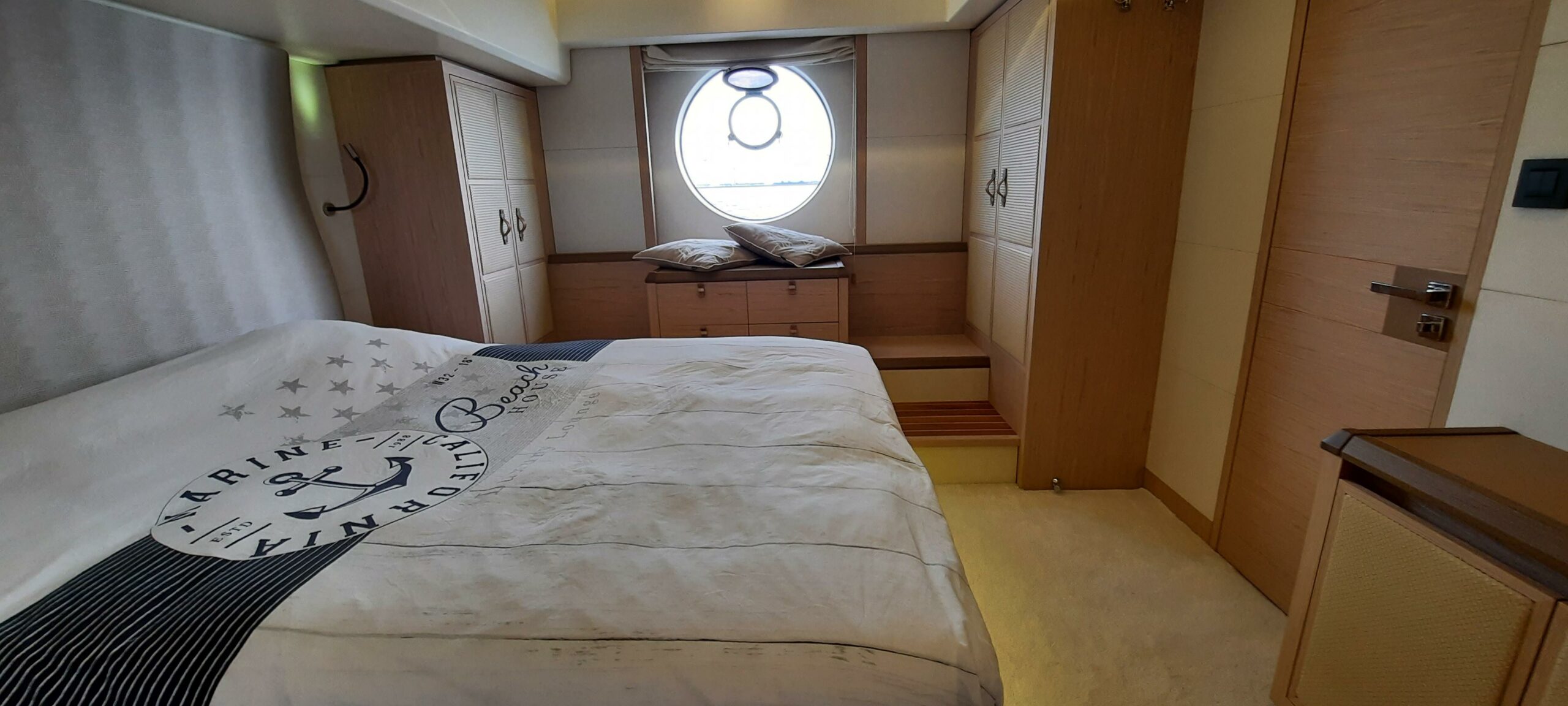 foto: 30 Beneteau Monte Carlo 6