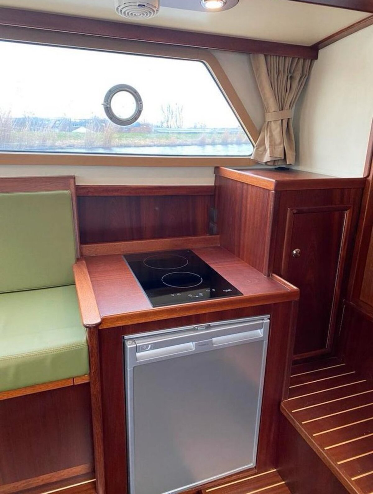 foto: 6 Van Waveren Cabrio