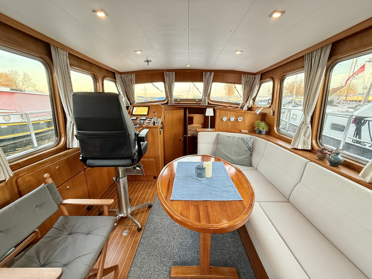 foto: 5 Bruijs Spiegelkotter 11.50 OK