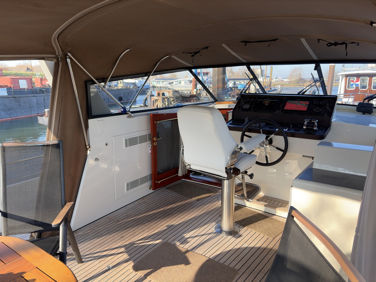foto: 5 Pacific Allure 155 Cabrio