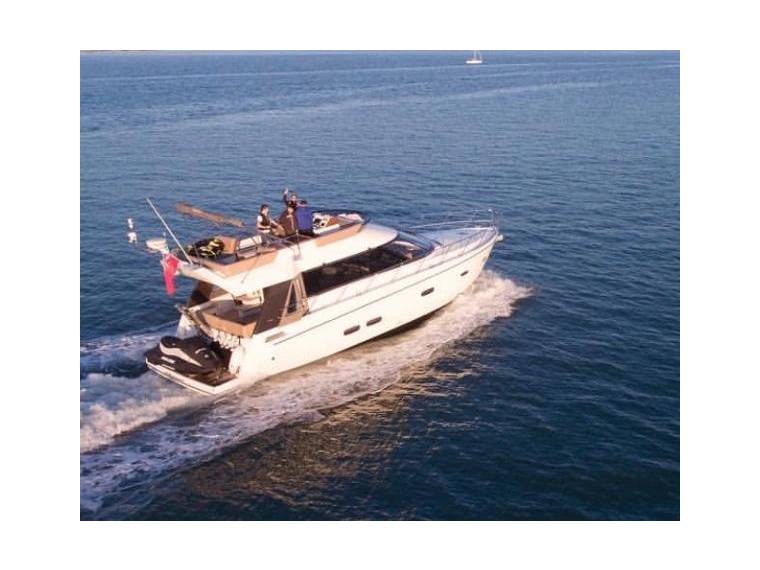 foto: 6 Sealine F 46