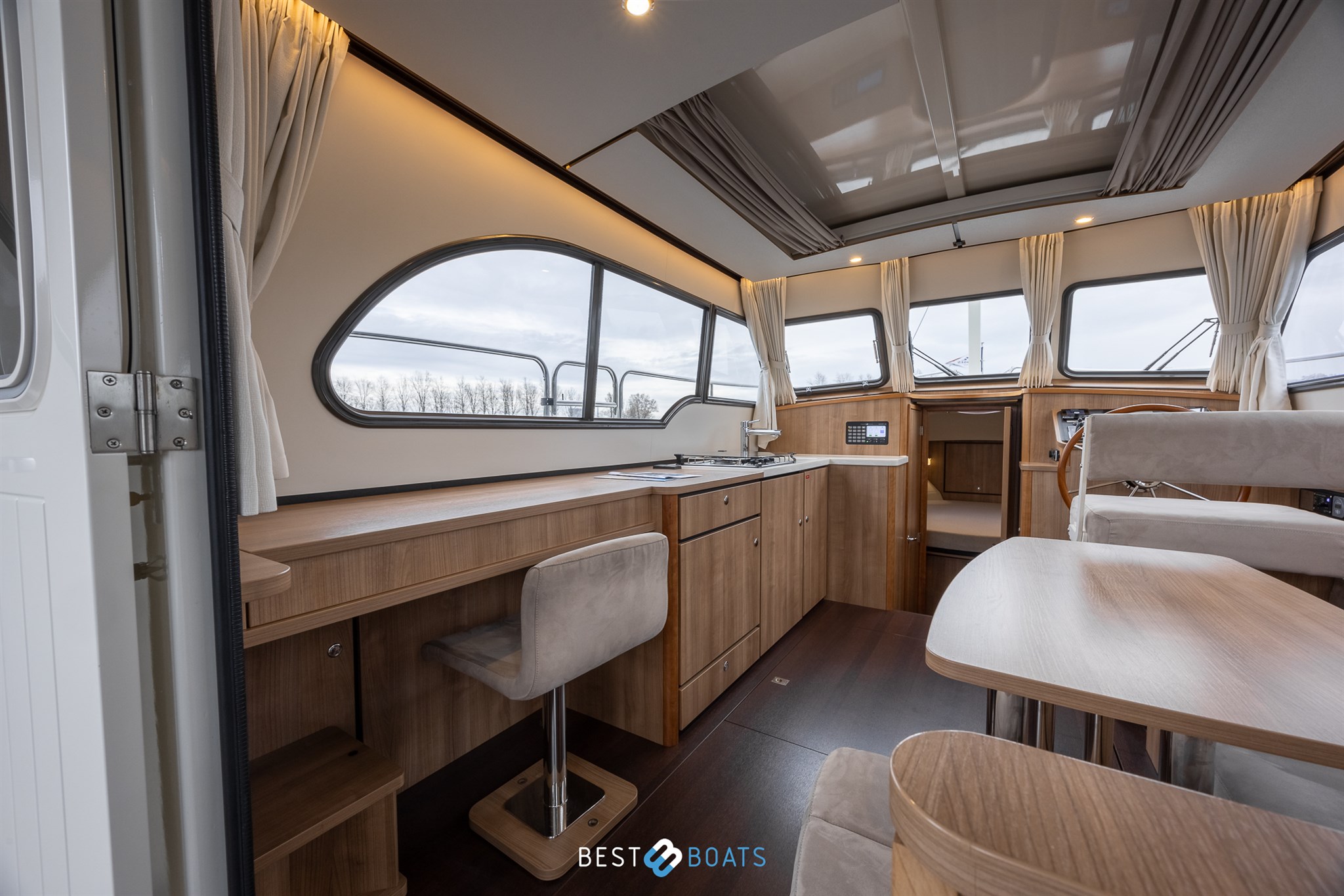 foto: 4 Linssen 30 SL Sedan