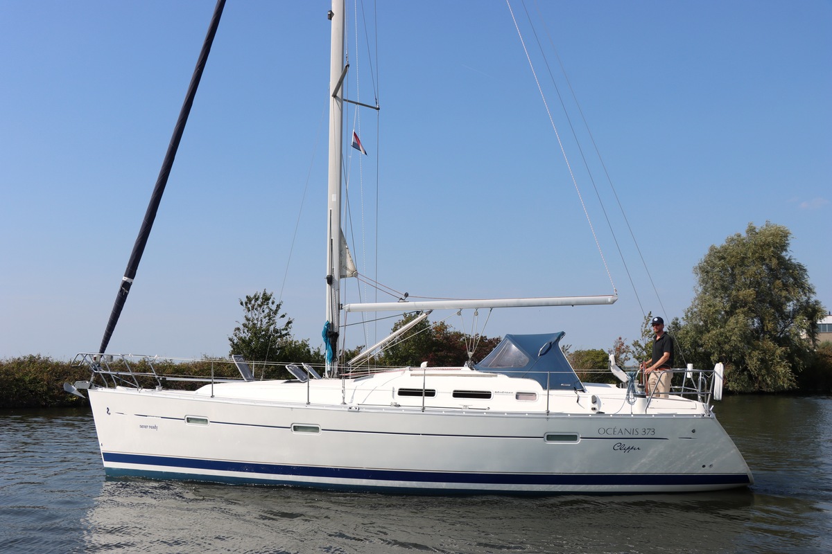 BENETEAU OCEANIS CLIPPER 373