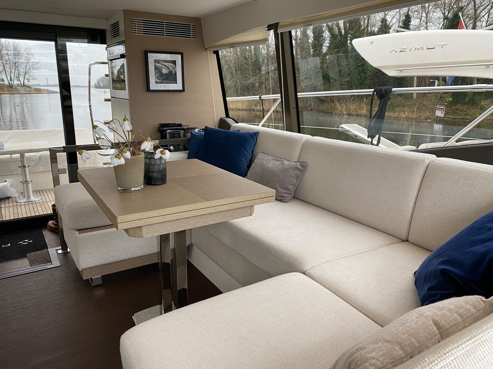 foto: 6 Prestige 460 flybridge #100