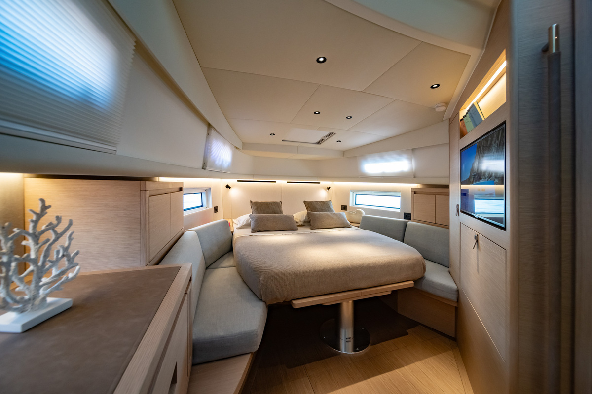 foto: 6 PARDO YACHTS 43  ON STOCK