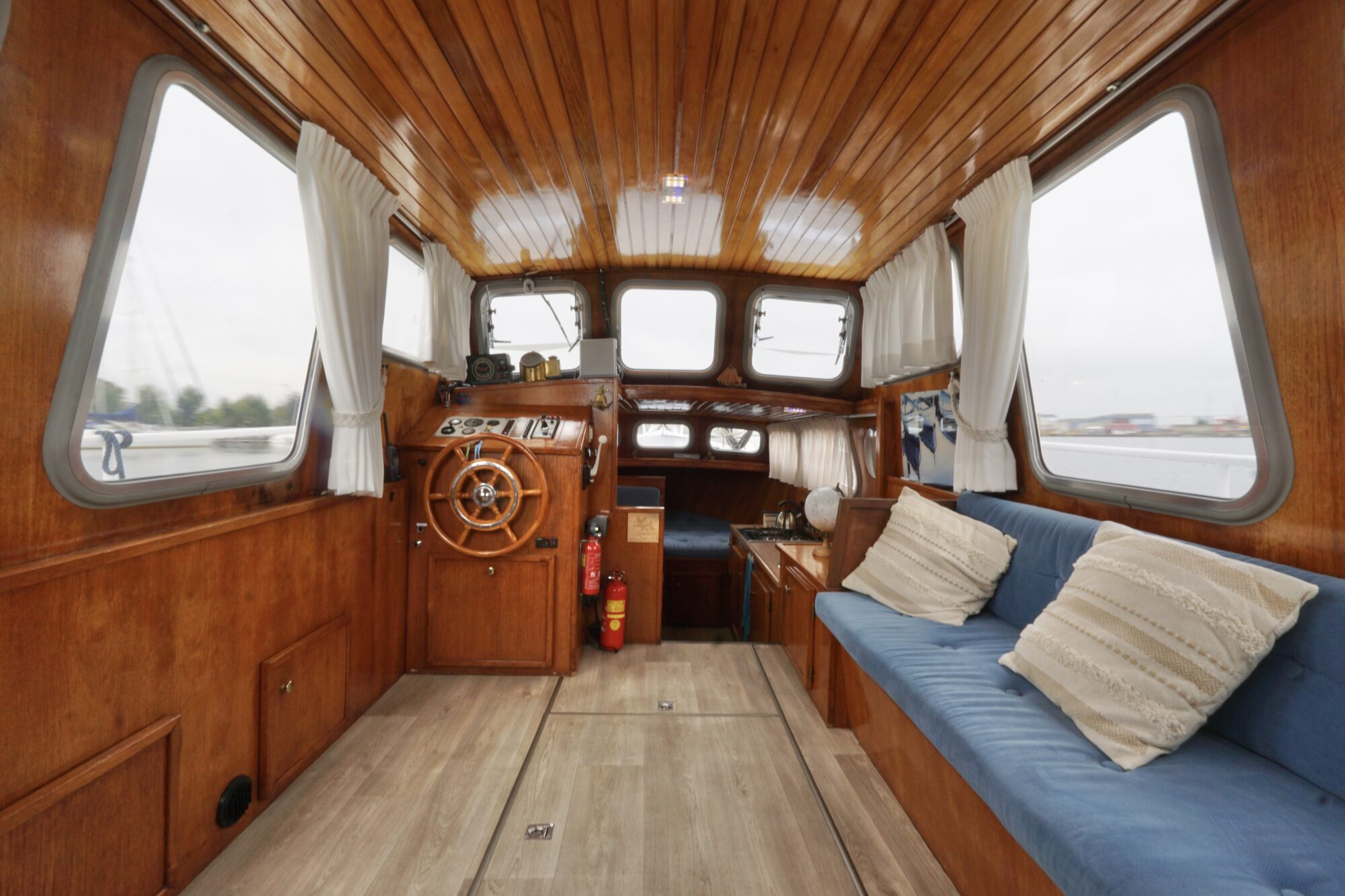 foto: 6 Van Bavel Van Bavel Kruiser 10.20 AK