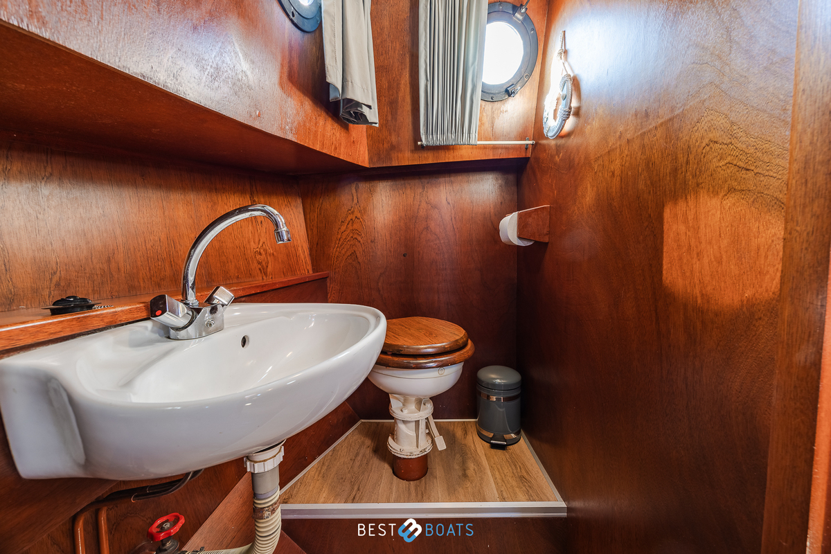 foto: 89 Exellent 1000 Hybride Patrol