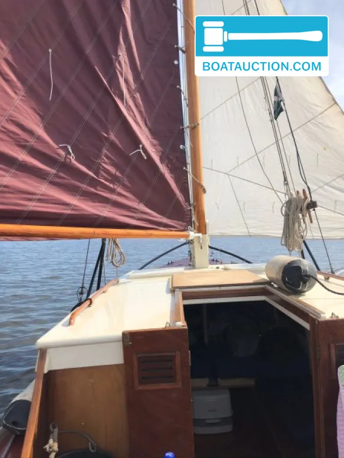 foto: 32 Sailing sloop 900