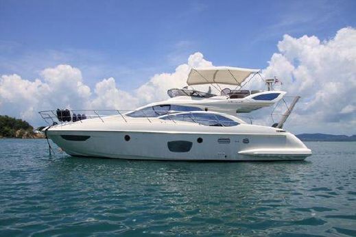 foto: 11 Azimut 47 Fly