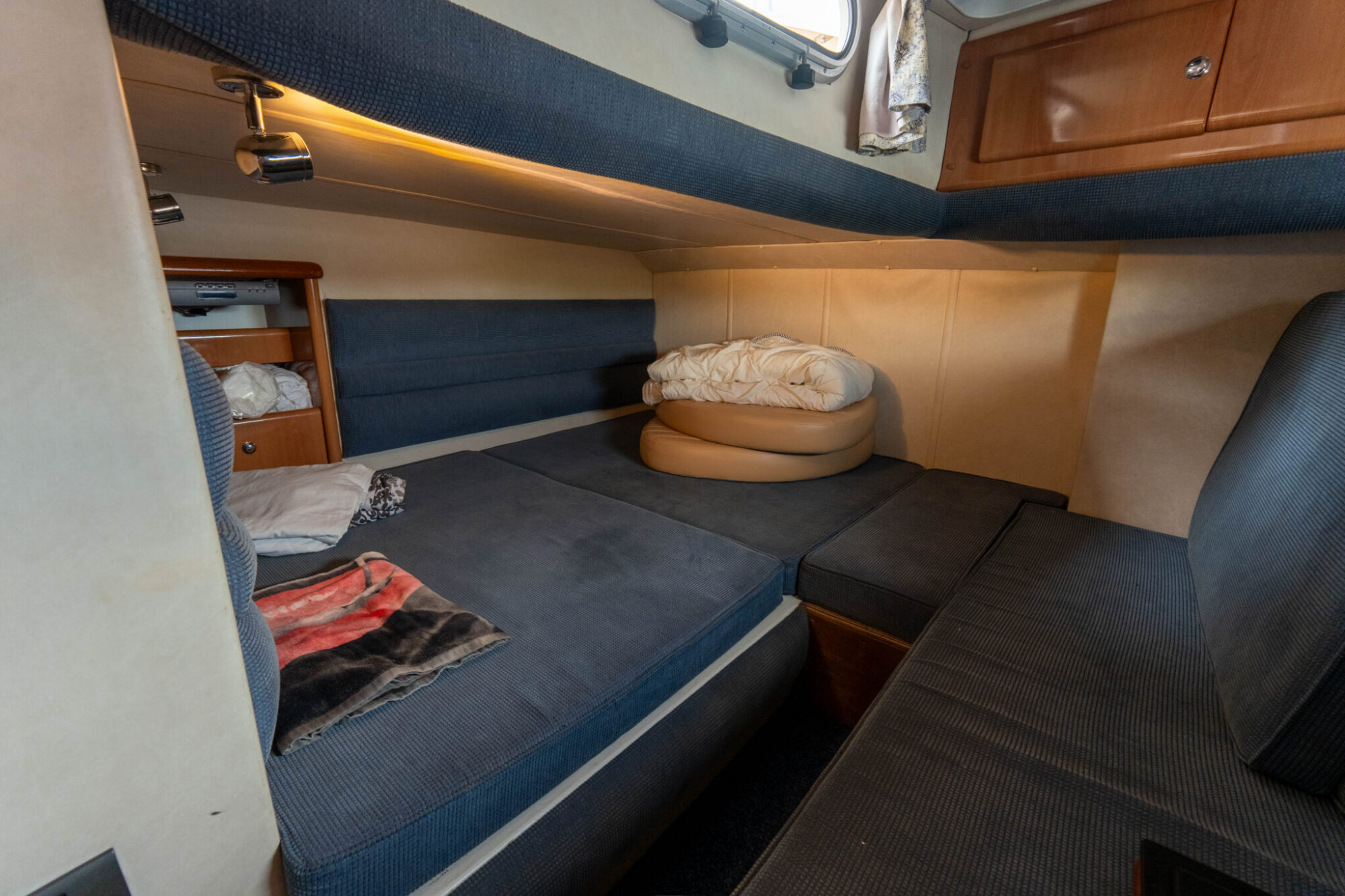 foto: 6 Sealine Sealine S37