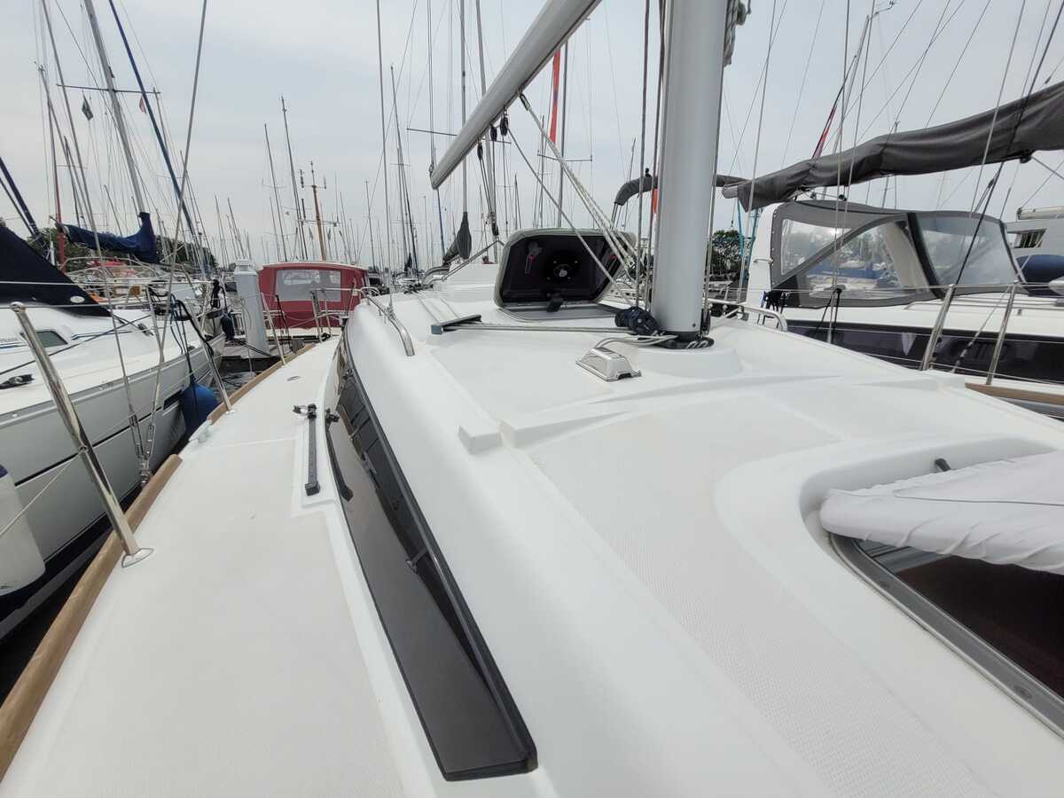 foto: 5 Jeanneau Sun Odyssey 319