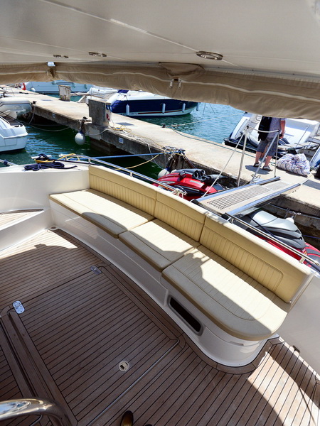 foto: 5 Fairline Phantom 50