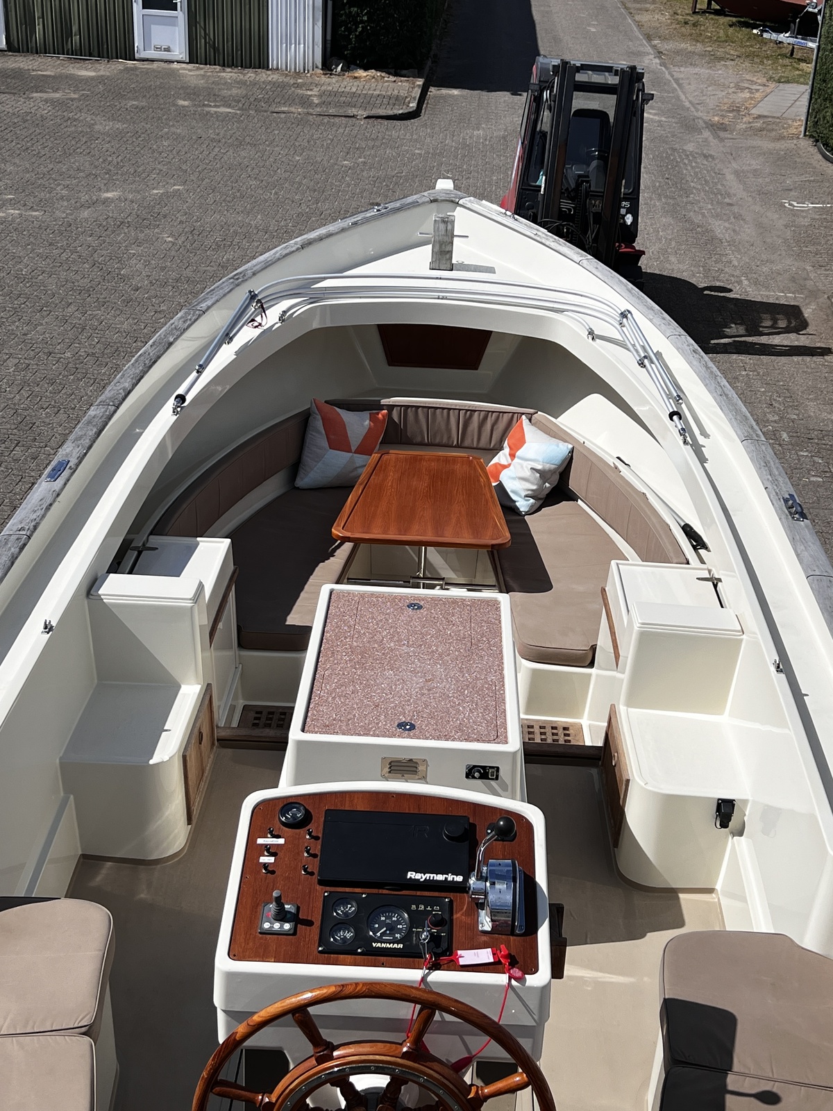 foto: 4 Van Wijk 830 Innovator
