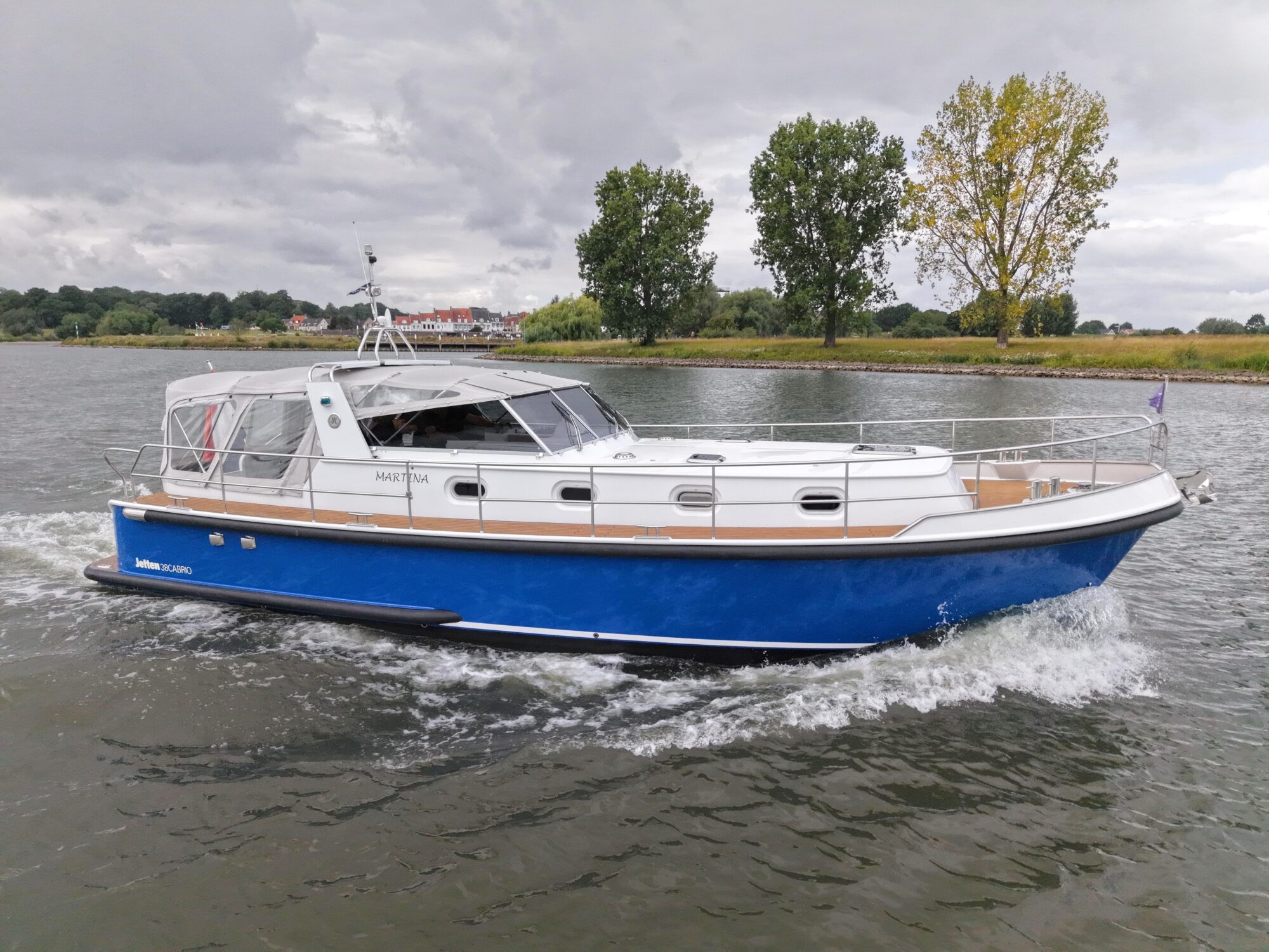 foto: 6 Jetten Jetten 38 Cabrio