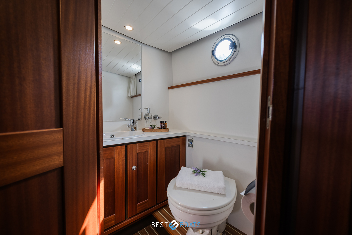 foto: 5 Linssen Classic Sturdy 32 AC
