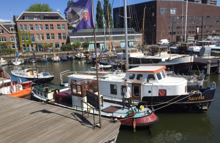 foto: 4 Sleepboot Amsterdammer