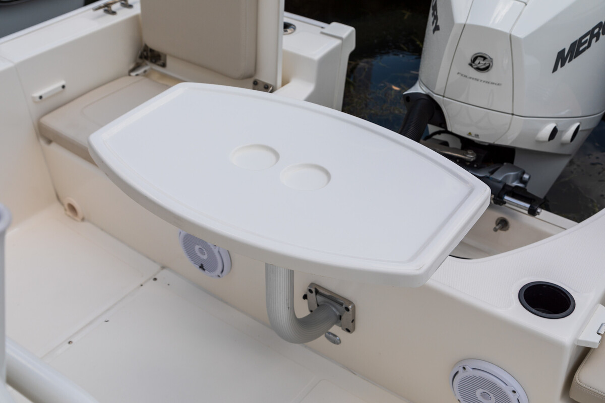 foto: 44 Boston Whaler 210 Montauk