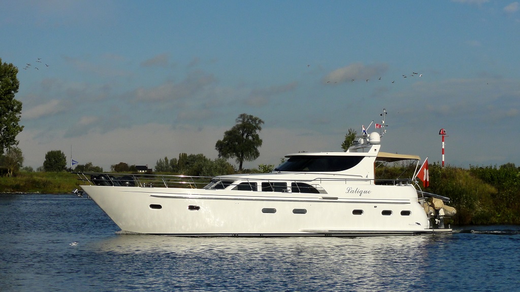 foto: 5 Valk Continental 15.50 HT