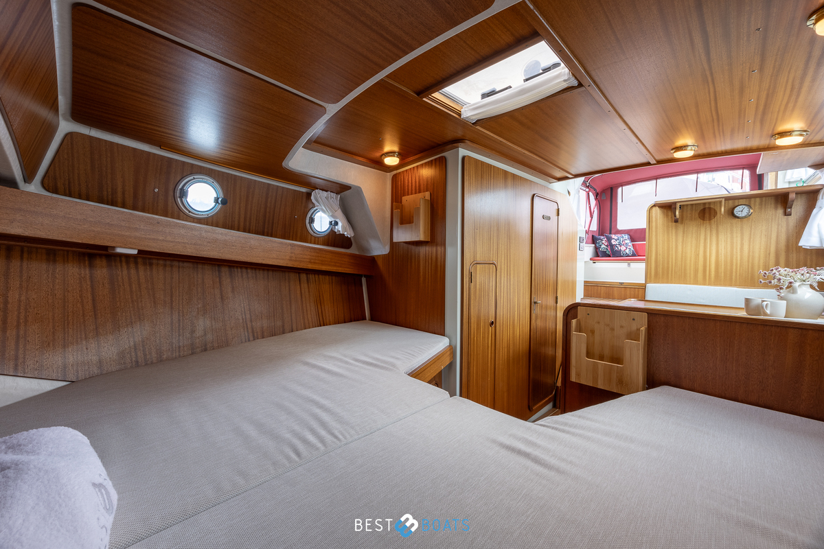 foto: 4 Linssen  Dutch Sturdy 260 OC