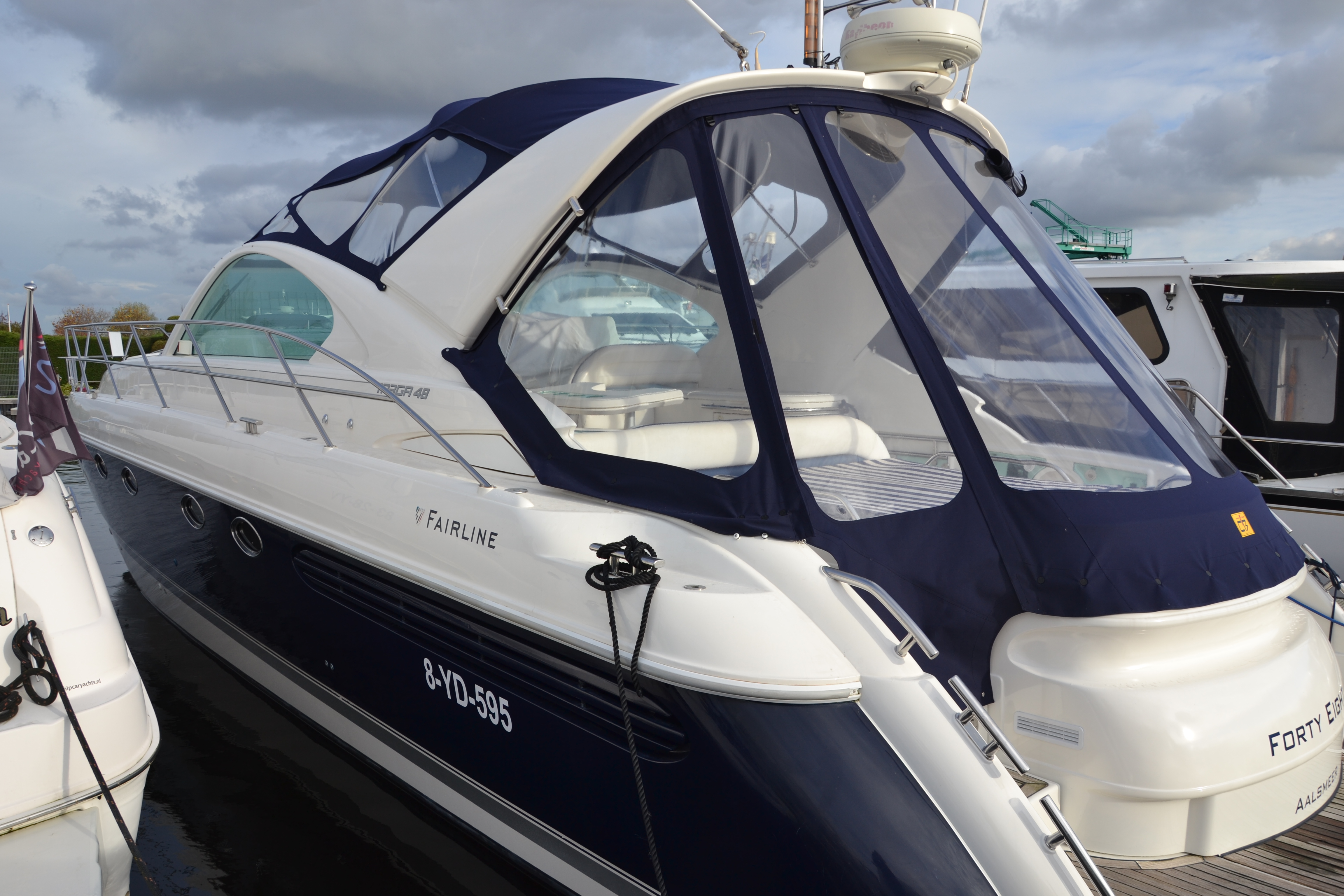 foto: 4 Fairline Targa 48