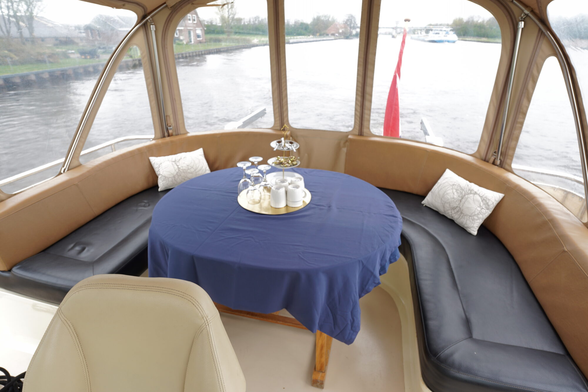 foto: 10 Vacance Vacance 13.00 AK Cabrio