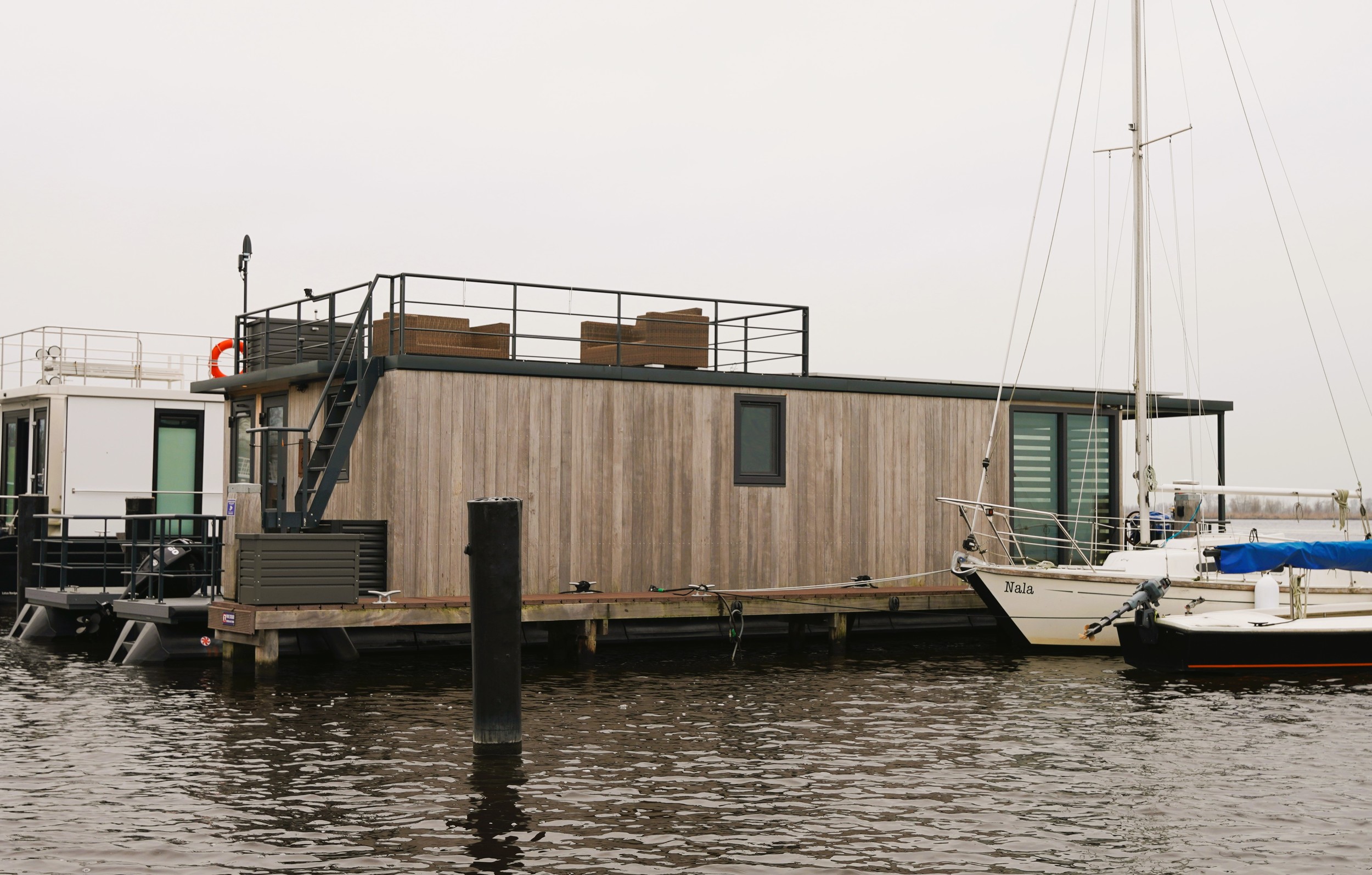 foto: 6 Castalia Met Koopligplaats 1460 X 500 Special Houseboat