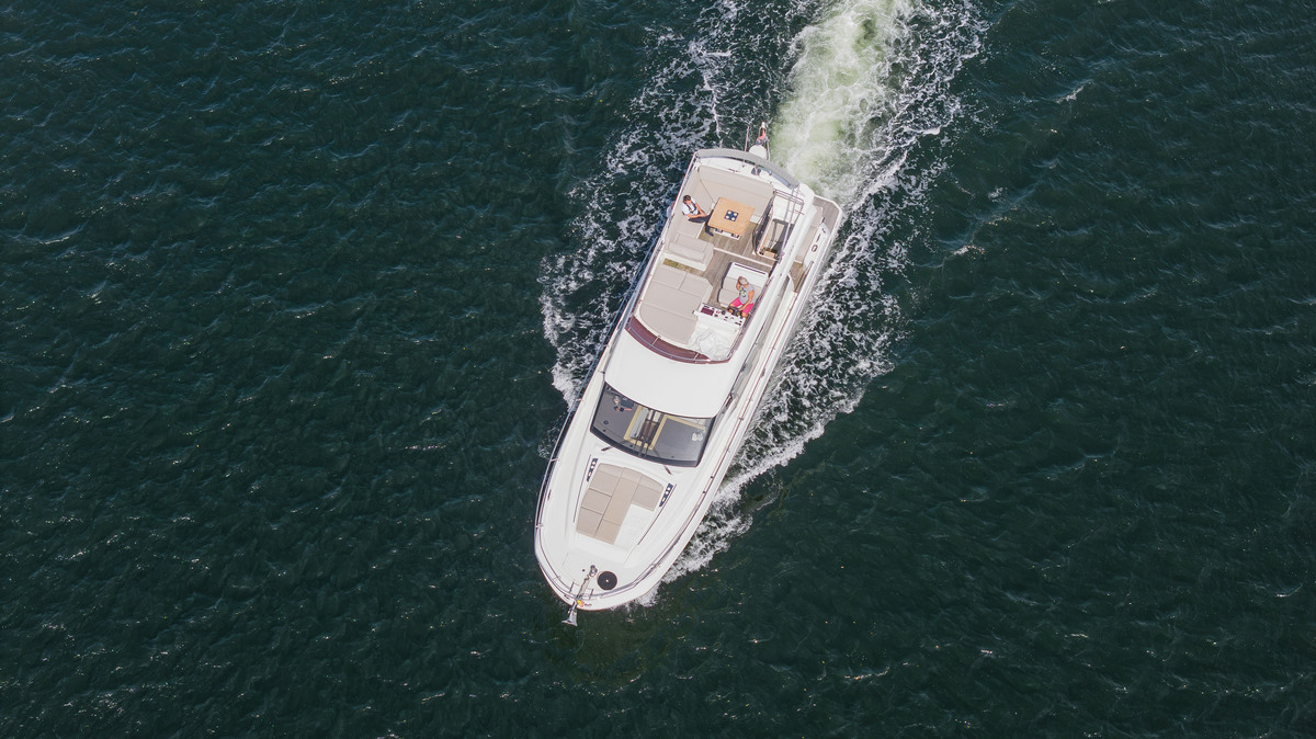foto: 5 Jeanneau  Prestige 520 Fly