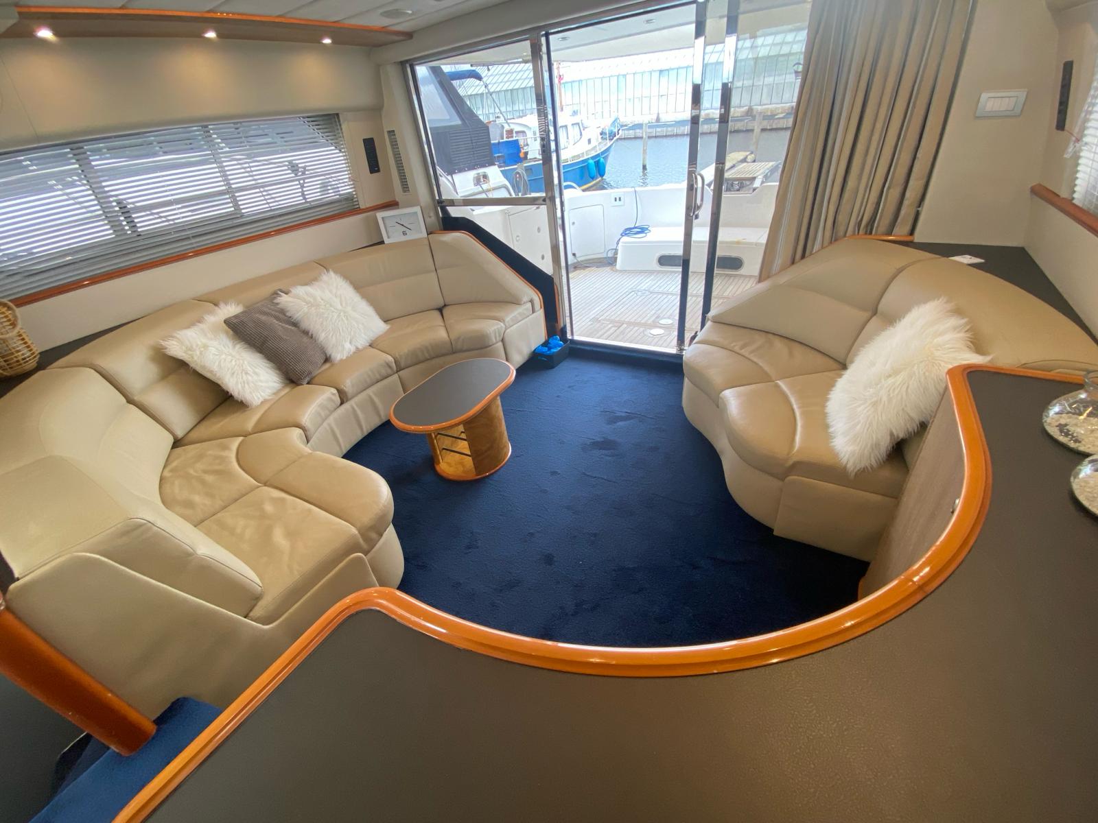 foto: 5 Princess  60 Fly