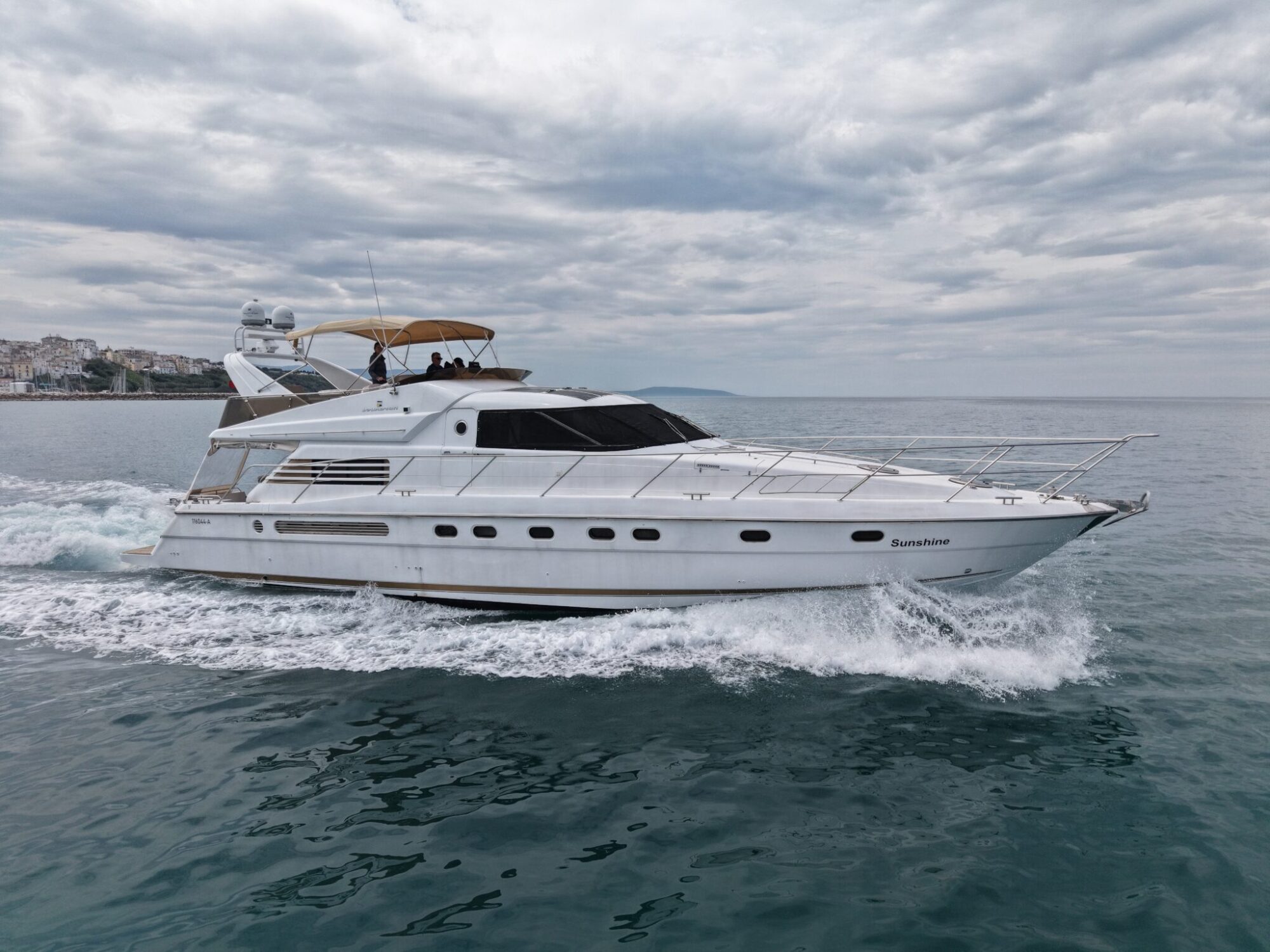 hoofdfoto: 1 Fairline Fairline Squadron 62/65
