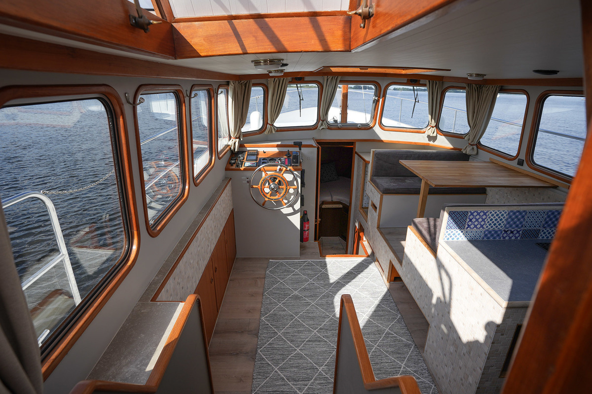 foto: 6 Hellingskip 1100 AK