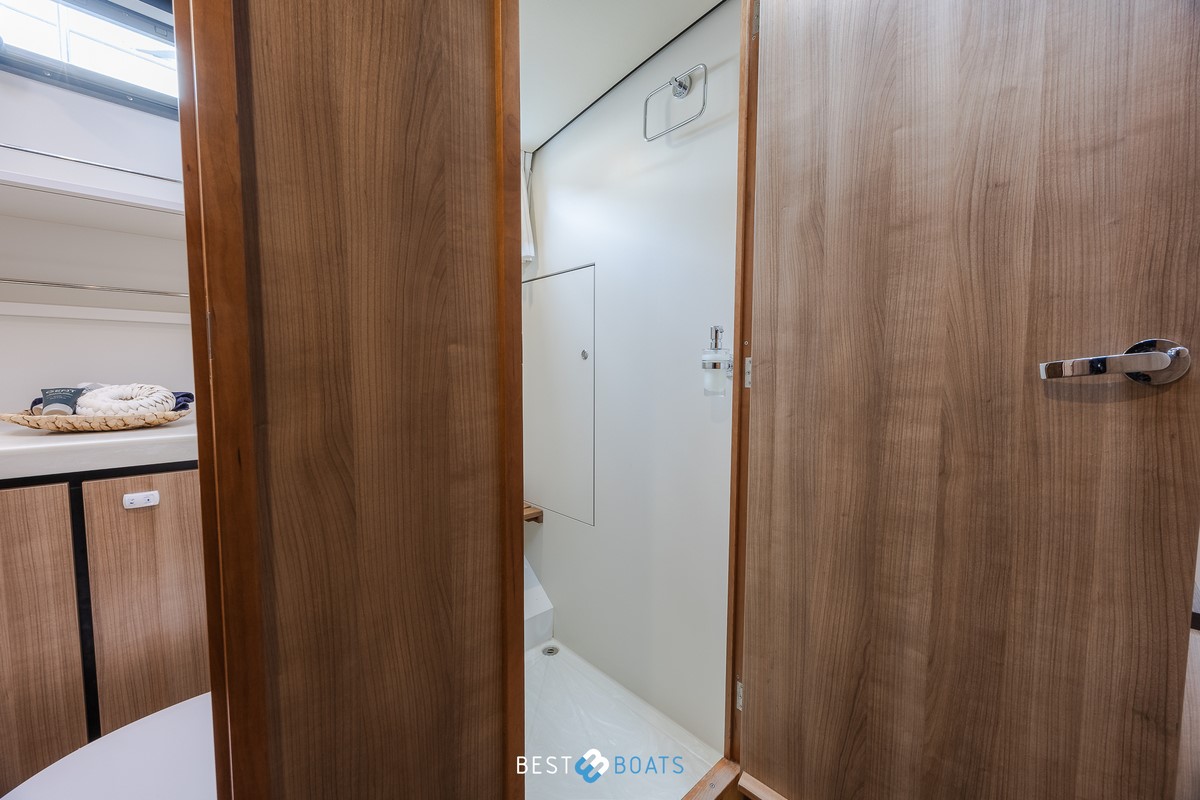 foto: 5 Linssen 40 SL AC