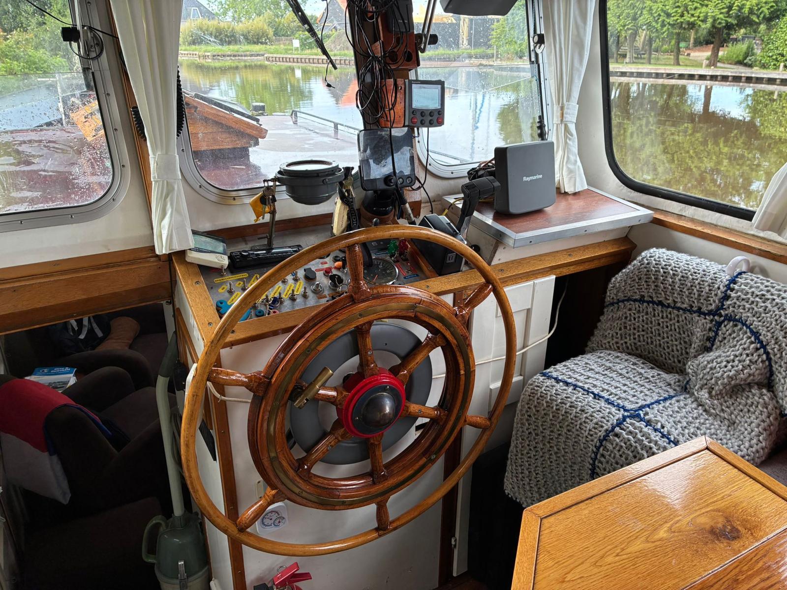 foto: 6 Sleepboot 15.00