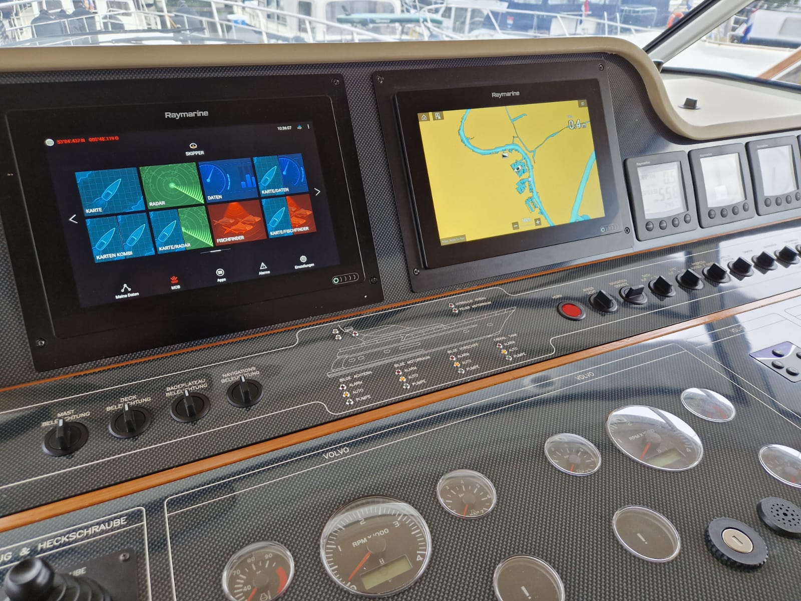 foto: 6 Valk Continental 15.50 HT