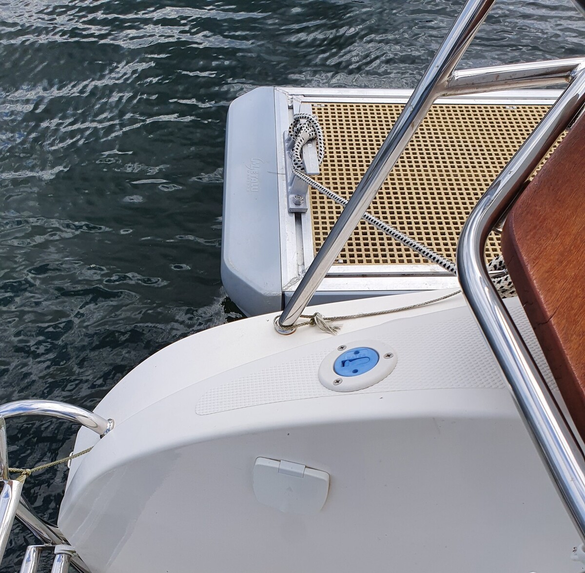 foto: 4 Odin  Nova 820