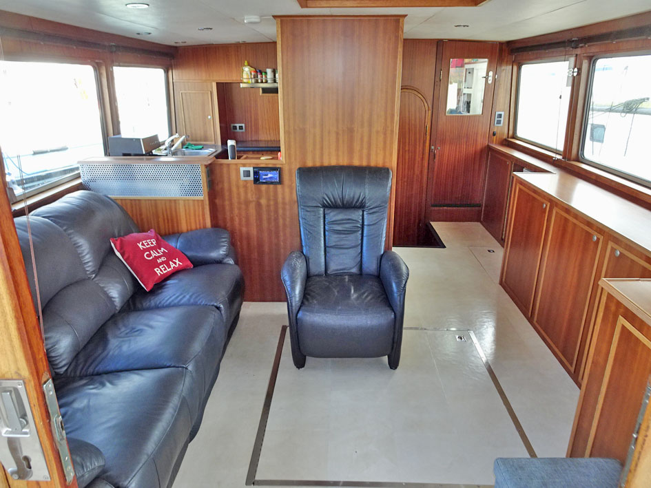 foto: 6 Trawlerjacht 48, zeegaand