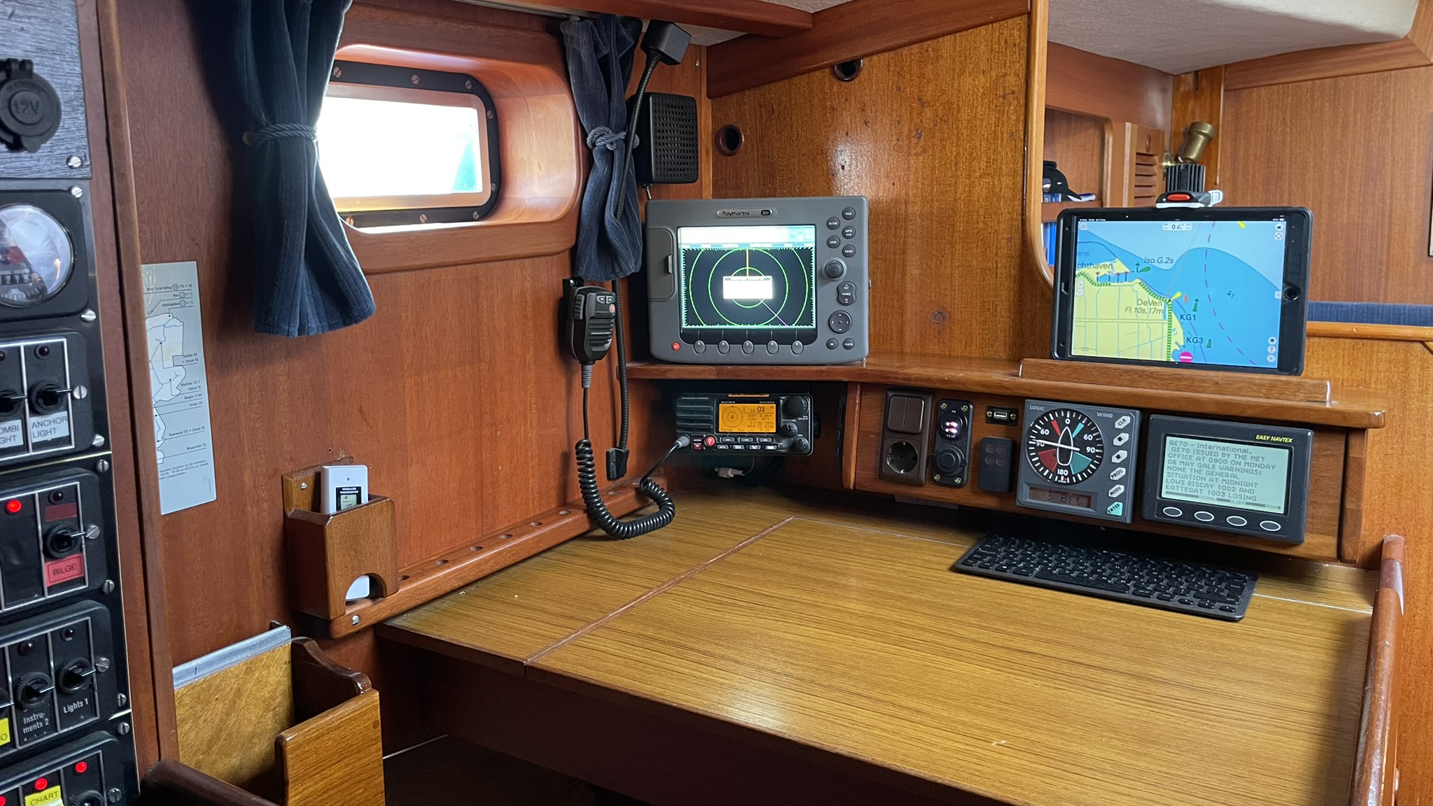 foto: 6 Hallberg-Rassy 352