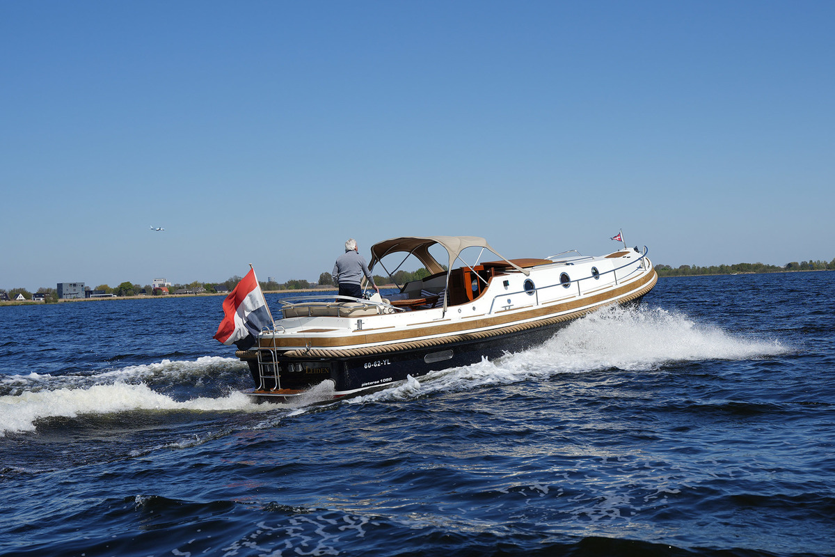 foto: 4 Pieterse 1050 Motorvlet