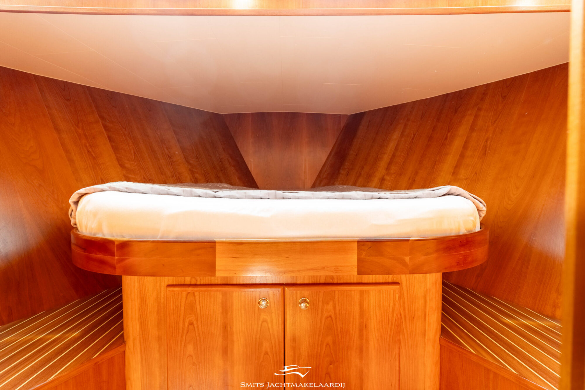 foto: 4 Amirante Amirante Kruiser 12.50 AK Cabrio