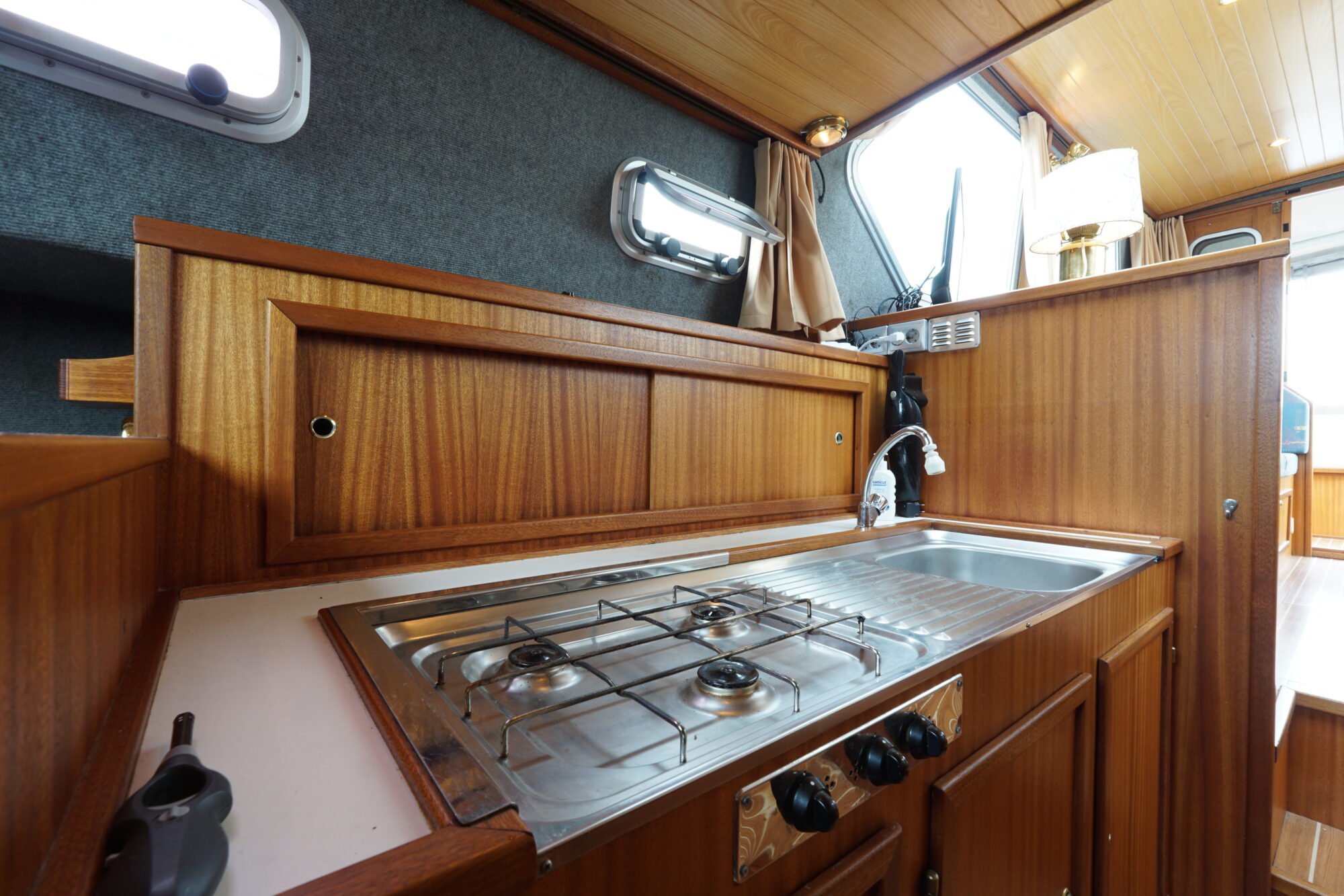 foto: 42 Bege Bege Kruiser 9.00 OK