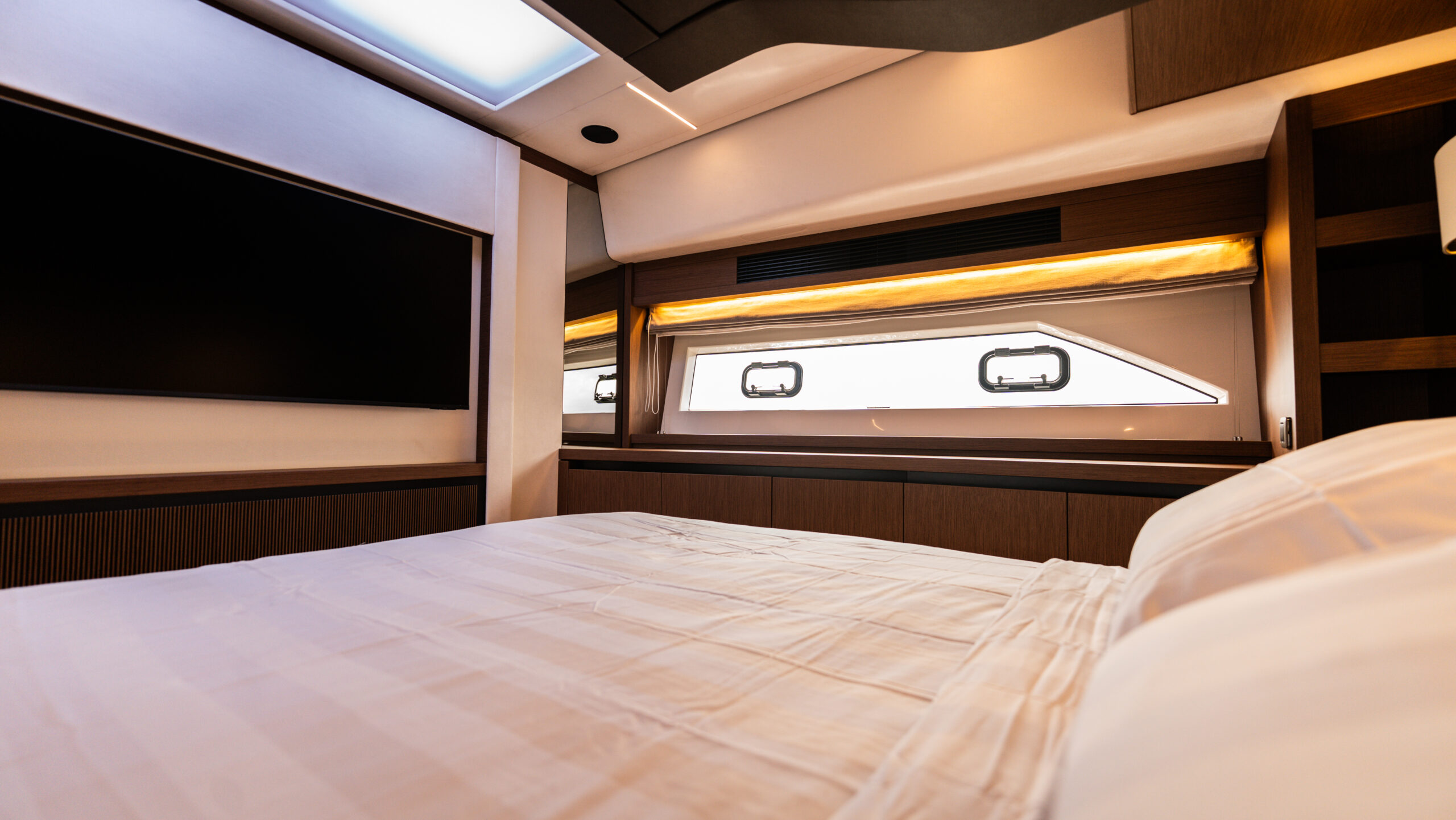 foto: 6 Prestige X70