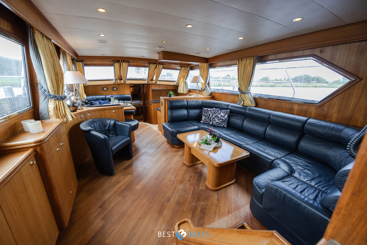 foto: 6 Wim van der Valk Continental 1700