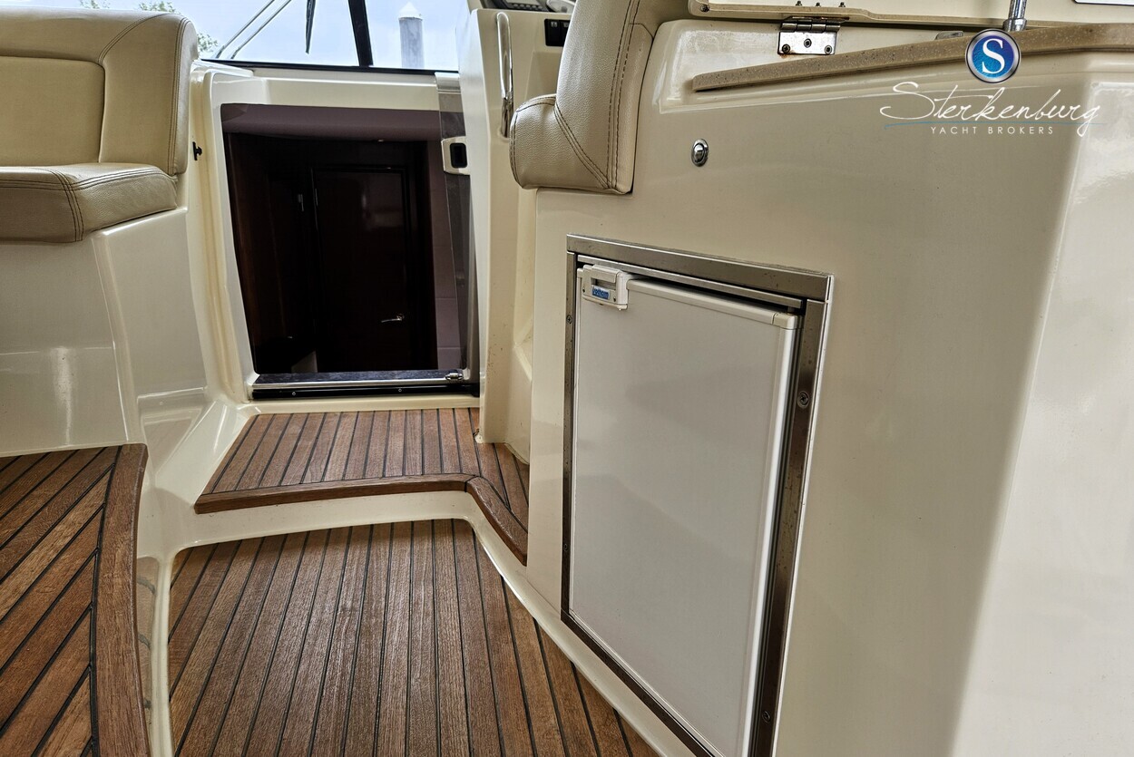 foto: 8 Jeanneau Prestige 42S