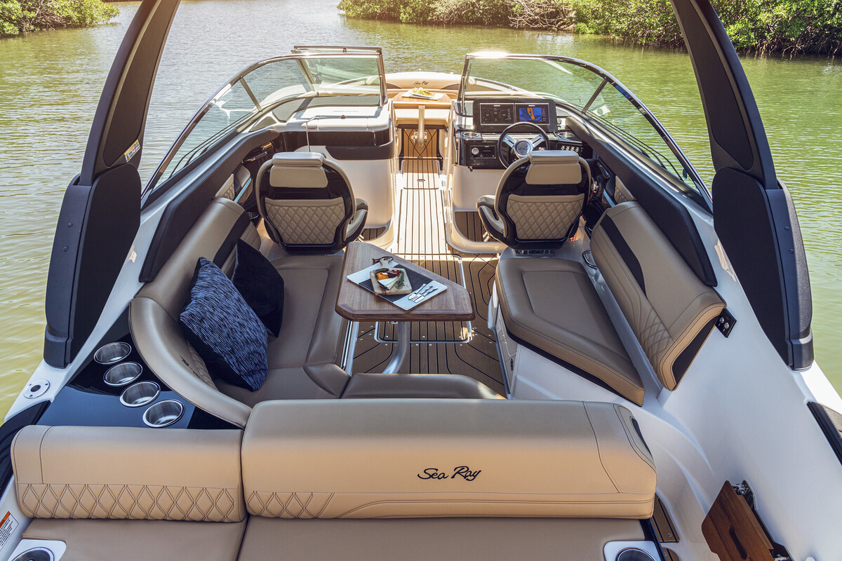 foto: 18 Sea Ray SLX 260