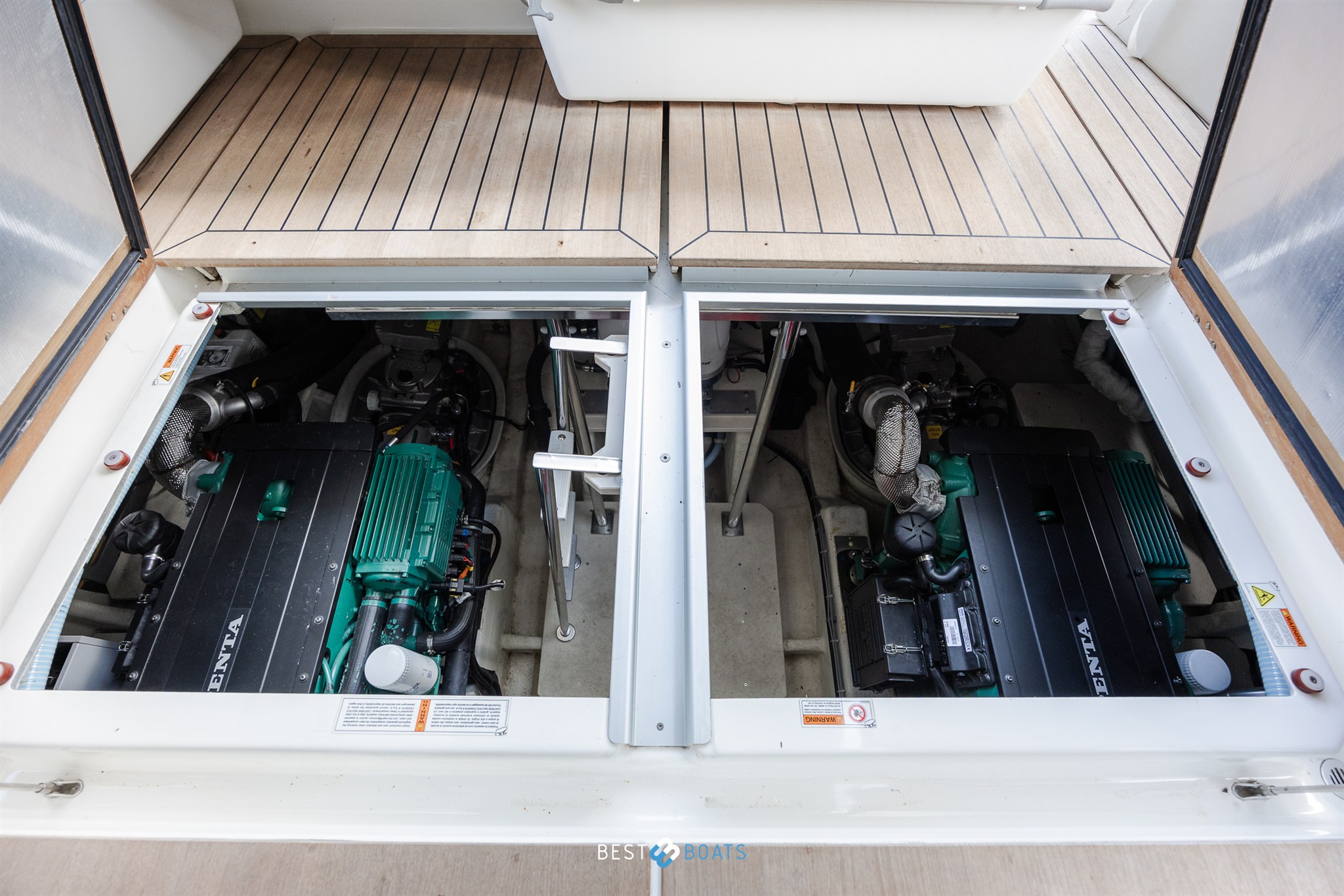 foto: 6 Cranchi Eco Trawler 43 Long Distance
