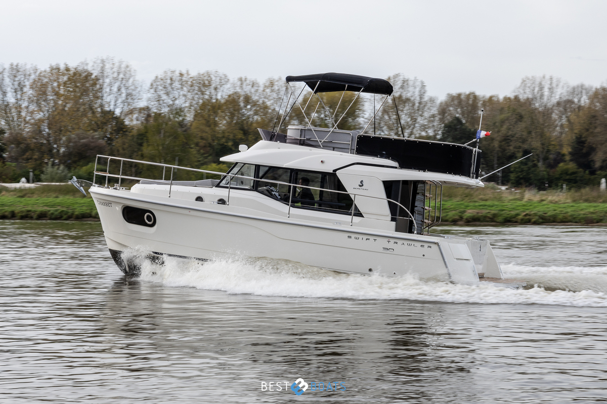 foto: 5 Beneteau Swift Trawler 30 