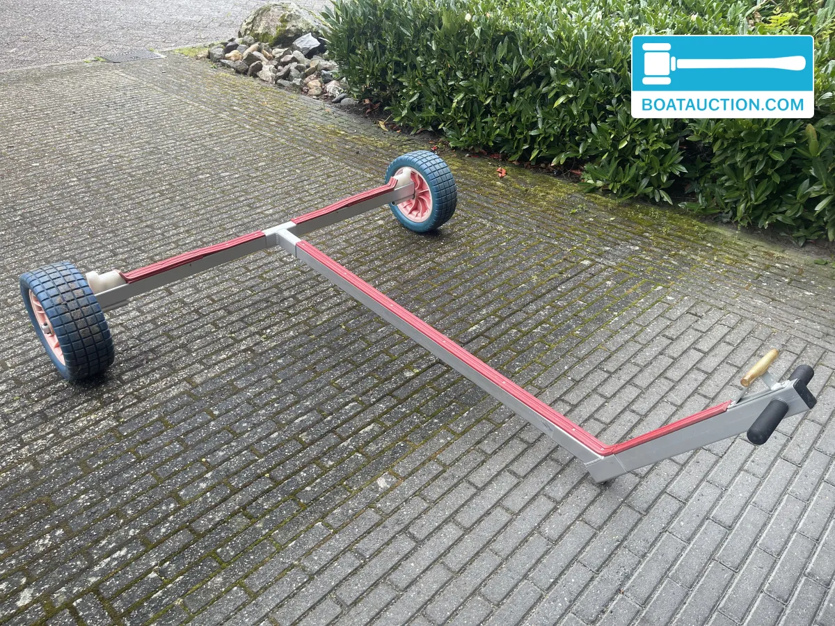 hoofdfoto: 1 Far East Boats Optimist Strandtrailer