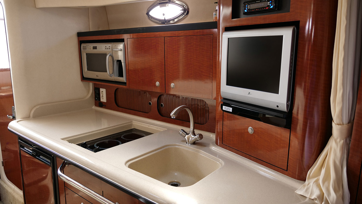 foto: 9 Sea Ray 340 Sundancer